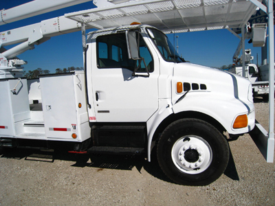 Bucket truck with curb access.