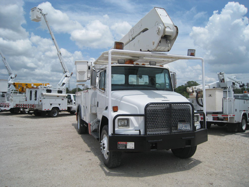 60 Foot Bucket Truck.