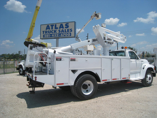 46 Foot Work Height Bucket.