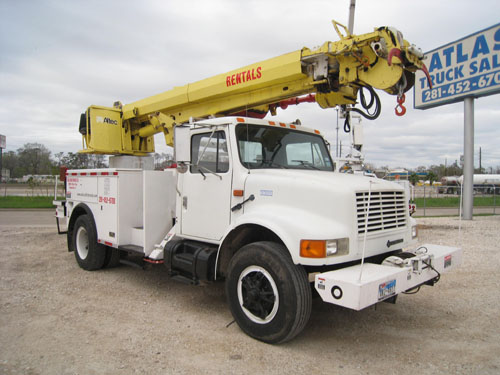 Auger Truck with Riding Console.