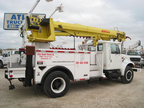 Pole Truck with riding console.