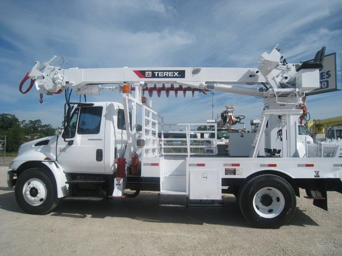 Terex Digger Truck