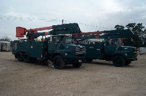 Utility Bucket Trucks