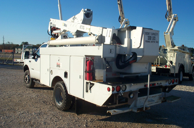 Here's a nice Ford550 bucket truck.