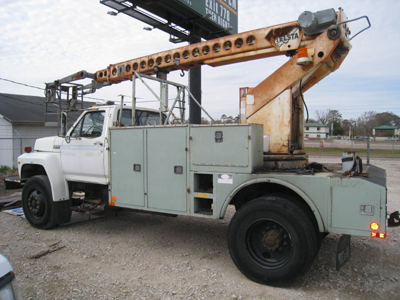 1988 Ford basket bucket.