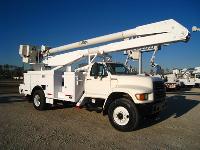 Line body bucket truck.