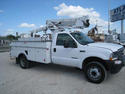 This bucket truck is well maintained