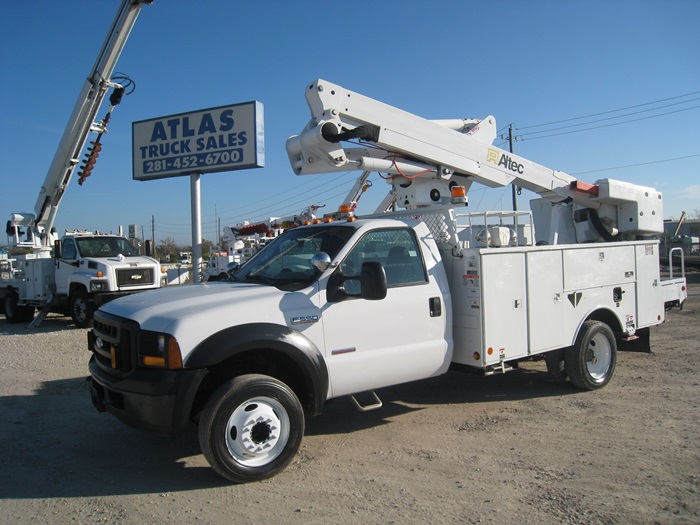 Bucket Truck #9218 | Atlas Truck Sales, Inc.