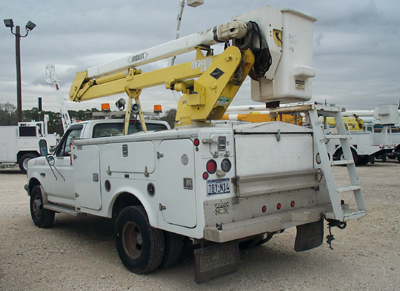 Bucket Truck#: 1317 - atlasutilitytrucks.com