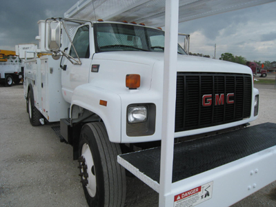 C7500 GMC BUCKET